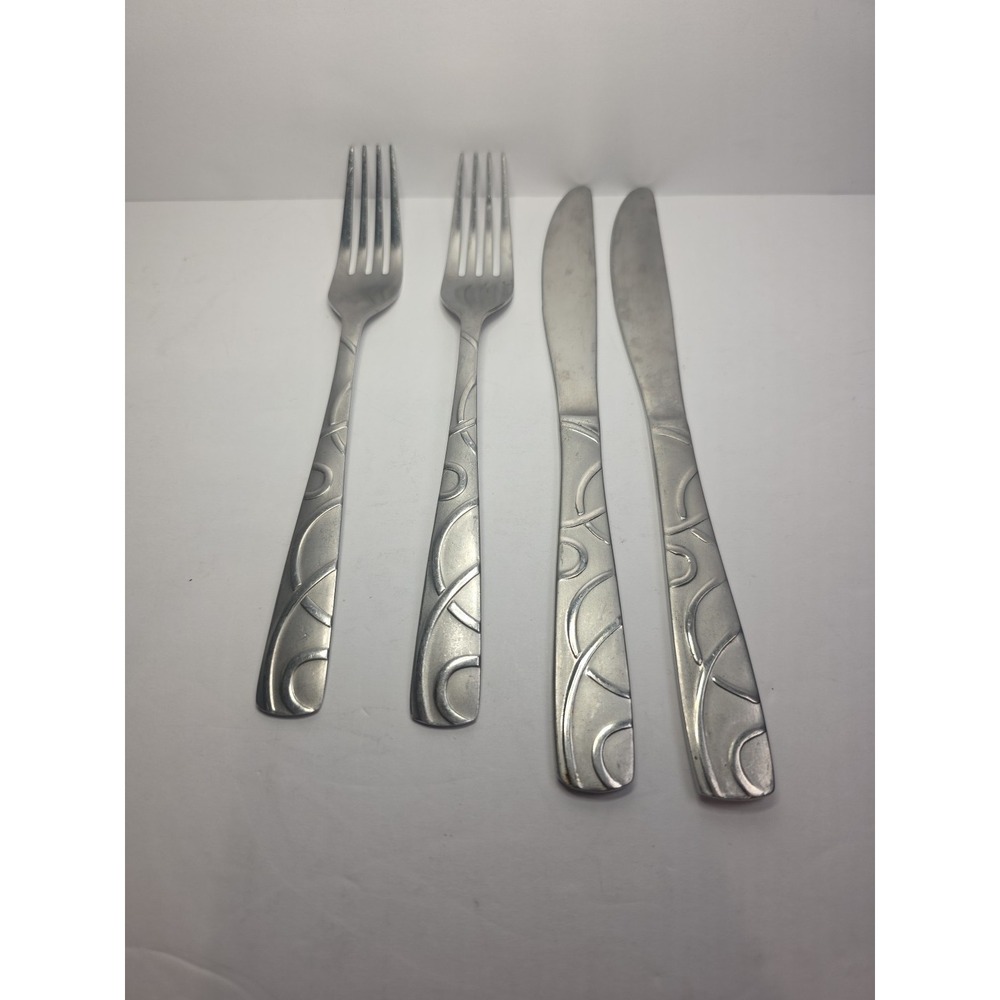 Cambridge Conquest set of 2 Butter knives 2 Forks stainless steel flatware